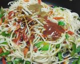 A picture of step 2 of VEG. SCHEZWAN HAKKA NOODLES :.