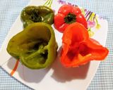 Foto del paso 2 de la receta: Morrones rellenos de choclo y pollo