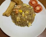 Foto langkah ke 3 dari resep Nasi goreng spesial.