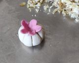 A picture of step 7 of Steam rice sweet flower.