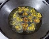 મકાઈ અને ડુંગળીના પકોડા ( Corn & Onion Pakoda Recipe in Gujarati રેસીપી સ્ટેપ5ફોટો
