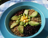Foto del paso 9 de la receta: Poke de quinoa, lentejas, arroz y aguacate