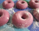 Foto langkah ke 4 dari resep Donat ubi ungu.