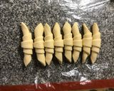 Foto del paso 16 de la receta: Medialunas de manteca 🥐