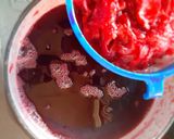 Foto langkah ke 5 dari resep Teh bunga rosella.