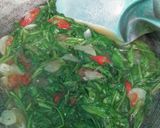 Foto langkah ke 3 dari resep Cah kangkung kecap.