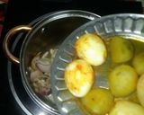 A picture of step 2 of Potato Egg Curry.