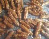 A picture of step 9 of Crunchy peanut cookies.