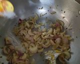 A picture of step 3 of Boiled veg rice.