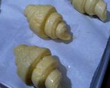 Foto langkah ke 14 dari resep Croissant.
