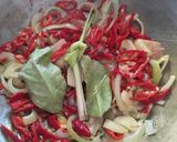 Foto langkah ke 2 dari resep Daging Sapi Bumbu Iris.