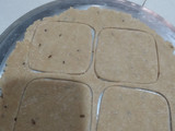 ક્રિસ્પી જીરા પૂરી (Crispy Jeera Poori Recipe In Gujarati)