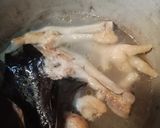 Foto langkah ke 1 dari resep Ceker Bakso Mercon.