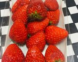 Foto del paso 1 de la receta: Queque de Fresas con Queso Crema!