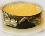 A picture of step 7 of Mango Cream Cheese Cake.