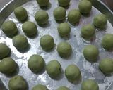 Foto langkah ke 6 dari resep Klepon Pandan Asli.