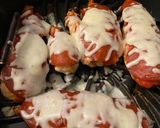 A picture of step 2 of Pizza chicken.