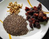 Foto del paso 3 de la receta Pasta con pasas, chía y pipas