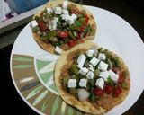 Foto del paso 4 de la receta: Tostadas de nopales a la mexicana