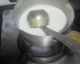 A picture of step 3 of China grass halwa.