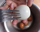 Foto langkah ke 1 dari resep Telur bulat balado.
