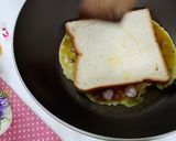 Foto langkah ke 5 dari resep Sandwich Roti Tawar Telur.