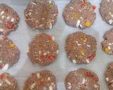 Foto del paso 3 de la receta: Hamburguesas de carne molida acompañada de ensalada de pimientos