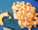 Foto del paso 1 de la receta Ensalada de marisco y frutas en salsa cóctel