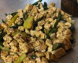 Foto langkah ke 5 dari resep Oseng Tempe Cabe Ijo with Black Pepper Sauce #dapurwiwin 👩🏻‍🍳.