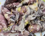 Gambar langkah 4 resipi Sotong Sumbat Masak Lemak Kuning.
