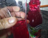 A picture of step 4 of Strawberry falooda.
