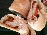 Pan de morrones rojos asados y mozzarella
