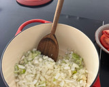 Foto del paso 2 de la receta: Arroz de calamar y guisantes