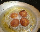 A picture of step 2 of Sweet Potato and Oatmeal Koftas in Spinach Gravy.