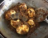 A picture of step 4 of Egg biryani.