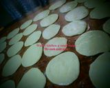 A picture of step 3 of 160pcs Samosa sheets.