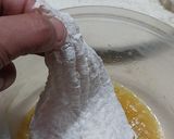 Foto del paso 1 de la receta: Filet de pescado(pescadilla) empanado al horno con lacto emulsión de verdeo