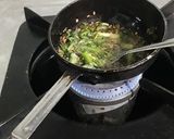 A picture of step 3 of Coconut chutney.