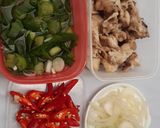 Foto langkah ke 1 dari resep Ayam Saus Tiram.