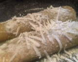 Foto del paso 7 de la receta: Enchiladas de pollo 🍽 😋