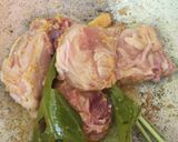 Foto langkah ke 2 dari resep Ayam Goreng Kremes Bumbu Kuning.