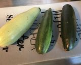 Une image de l'étape 1 de Trio de courgettes marinées et grillées.