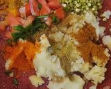 A picture of step 4 of Spicy sprouts masala sandwich.