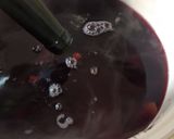 Foto del paso 4 de la receta: Peras al vino tinto