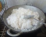 Foto langkah ke 2 dari resep Ayam suwir serundeng.