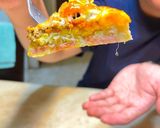 Hình bước làm 2 của món Pizza trứng xúc xích bằng nồi chiên không dầu