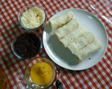 Foto langkah ke 2 dari resep Roti Tawar Isi Pisang Cokelat Keju.