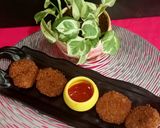 A picture of step 5 of Crispy Egg Patties.