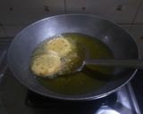 A picture of step 5 of Corn paneer suji kachori.