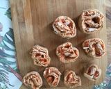 Zablisztes kelt pizzáscsiga recept fázis 4 fotója